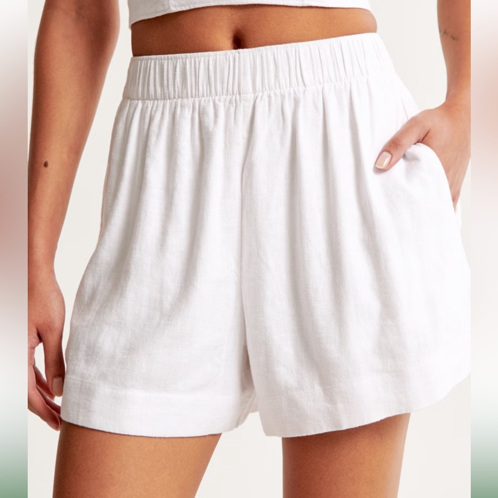Abercrombie Linen-Blend Pull-On Short